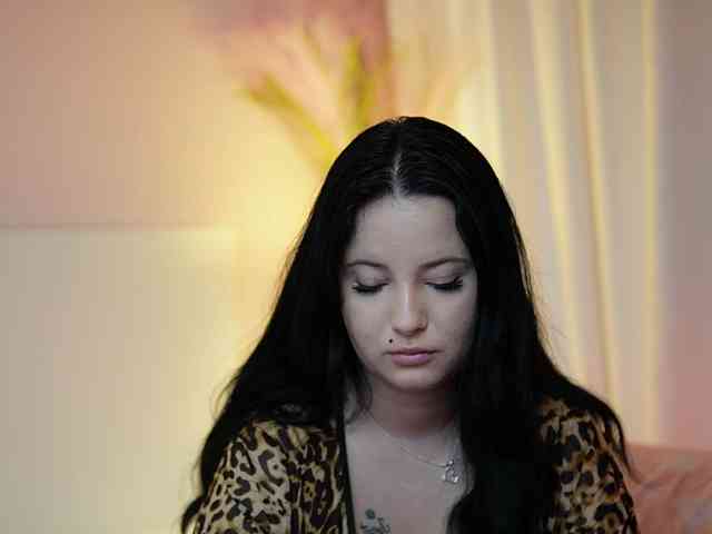AdelineMoon webcam