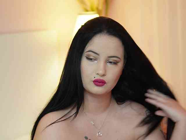 AdelineMoon webcam