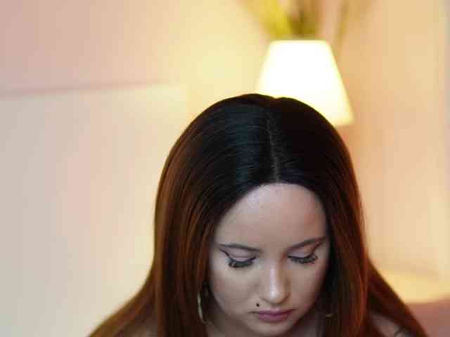 AdelineMoon webcam