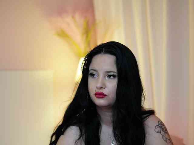 AdelineMoon webcam
