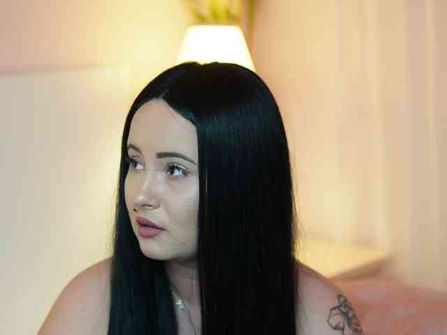 AdelineMoon webcam