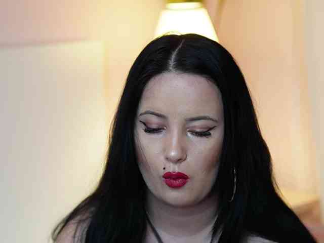 AdelineMoon webcam