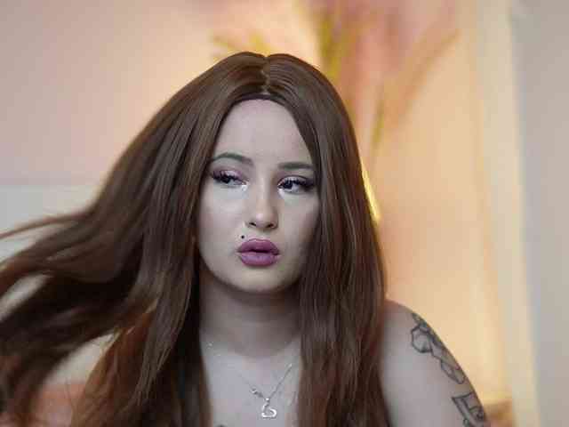 AdelineMoon webcam