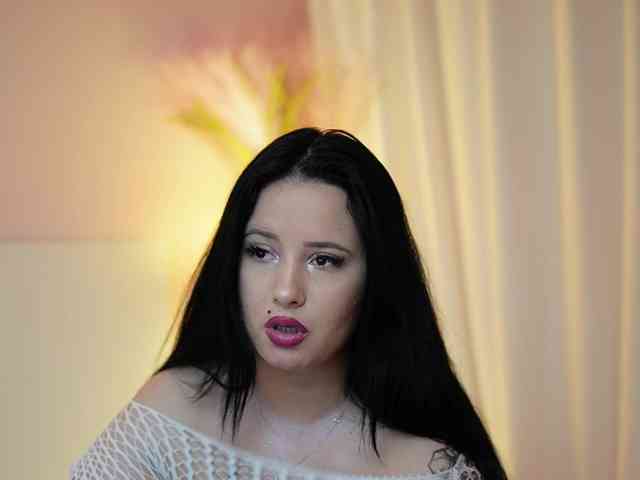 AdelineMoon webcam