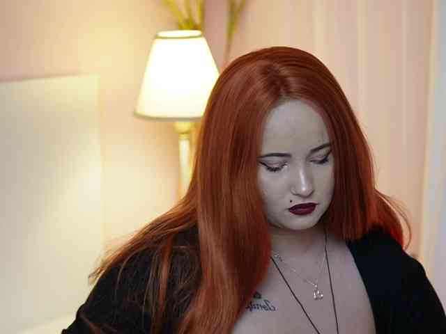 AdelineMoon webcam