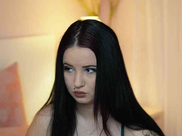 AdelineMoon webcam