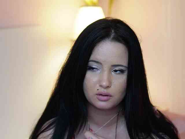 AdelineMoon webcam