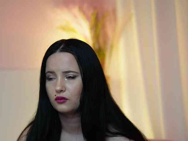 AdelineMoon webcam