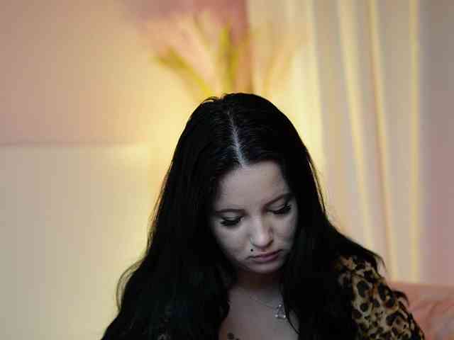 AdelineMoon webcam