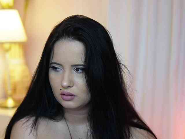 AdelineMoon webcam