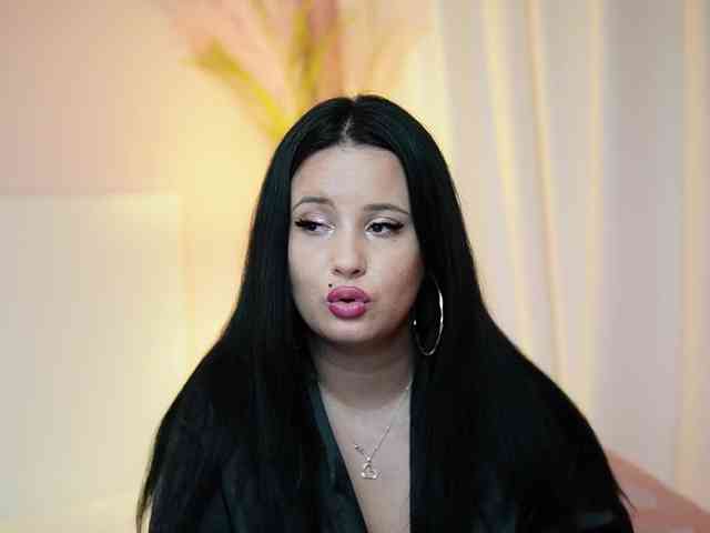 AdelineMoon webcam