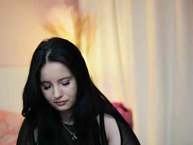 AdelineMoon webcam