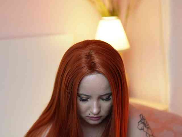 AdelineMoon webcam