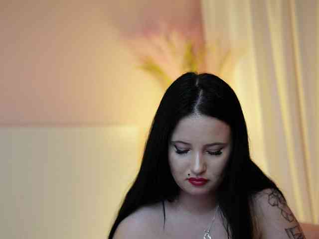 AdelineMoon Live Webcam on BongaCams