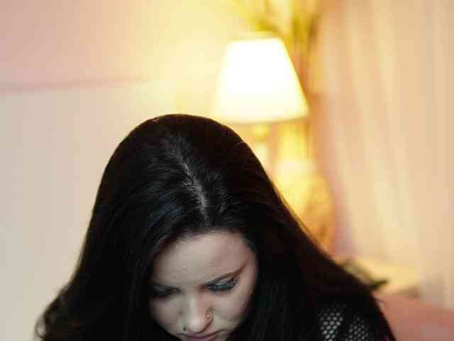 AdelineMoon webcam