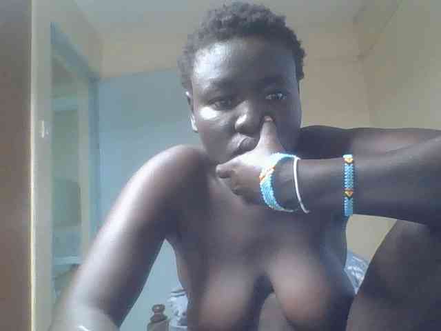 Sexxydaphine1 webcam