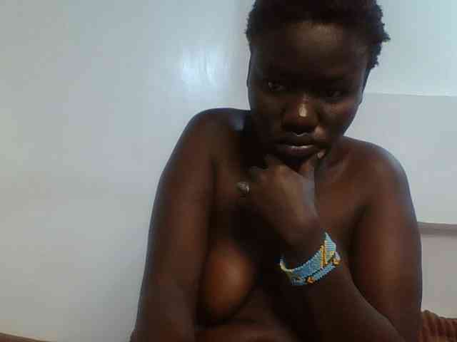 Sexxydaphine1 webcam