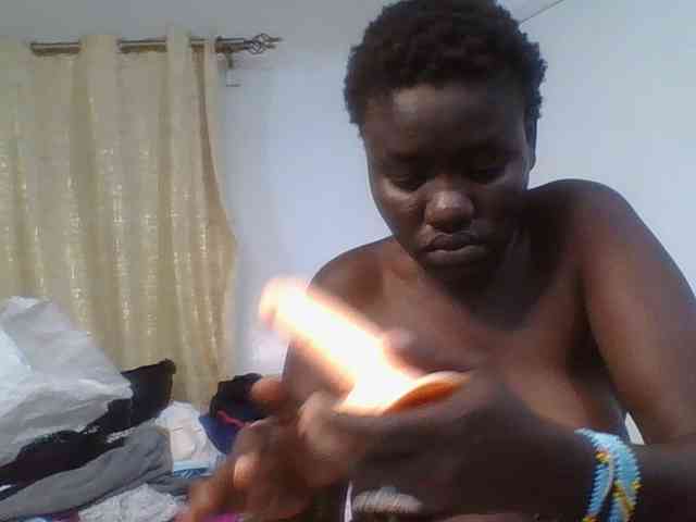 Sexxydaphine1 webcam