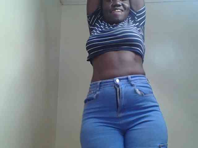 Sexxydaphine1 webcam
