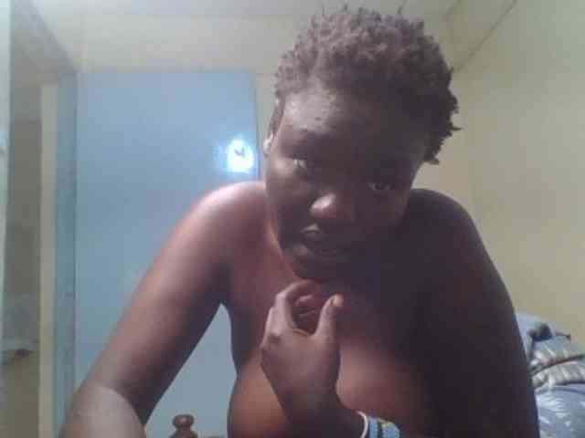 Sexxydaphine1 webcam
