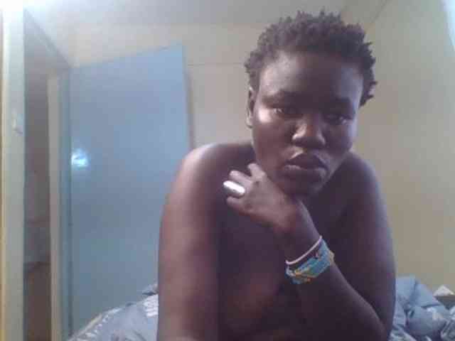 Sexxydaphine1 webcam