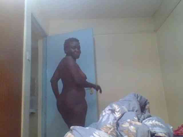 Sexxydaphine1 webcam