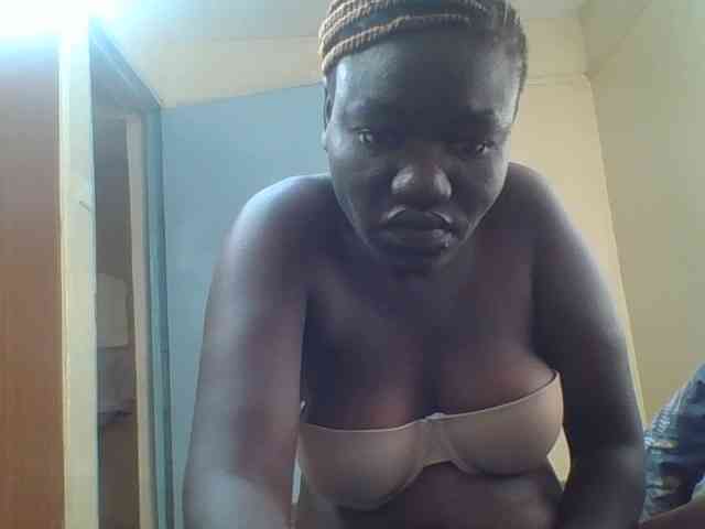 Sexxydaphine1 webcam