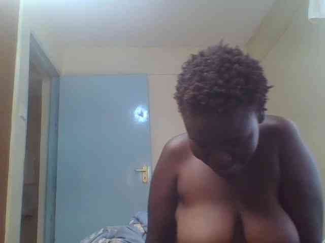 Sexxydaphine1 webcam