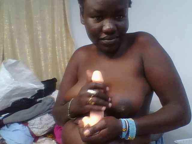 Sexxydaphine1 webcam
