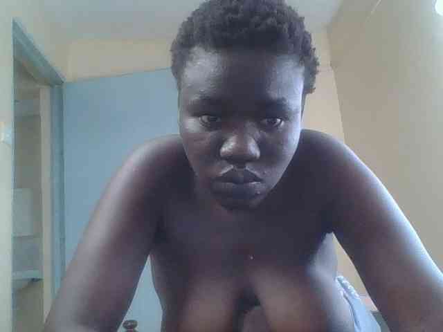 Sexxydaphine1 webcam