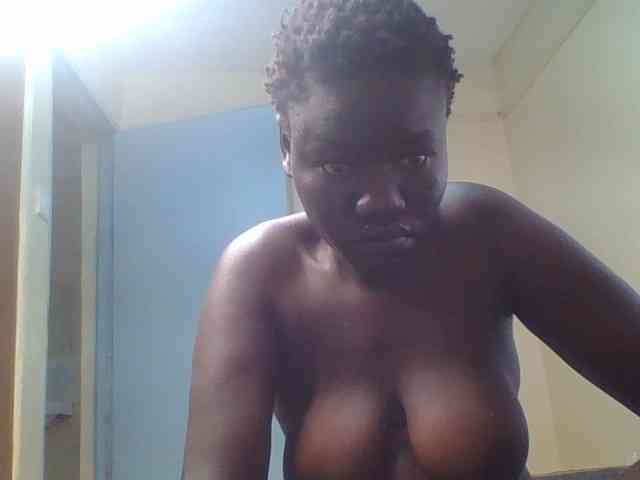 Sexxydaphine1 webcam