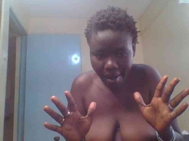 Sexxydaphine1 webcam