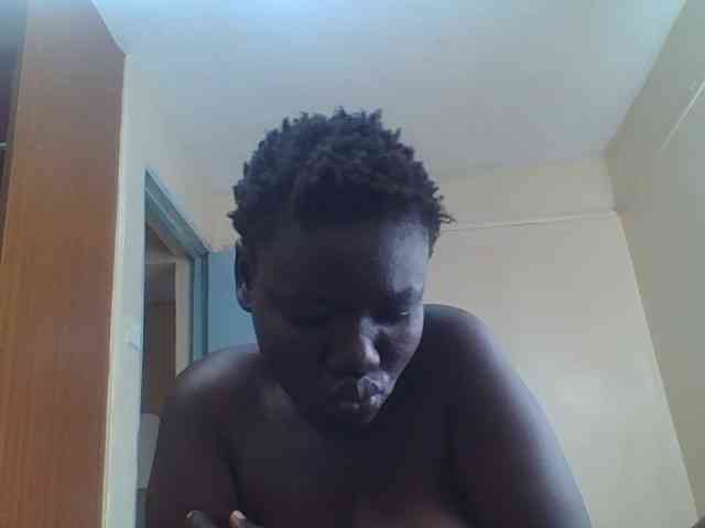 Sexxydaphine1 webcam