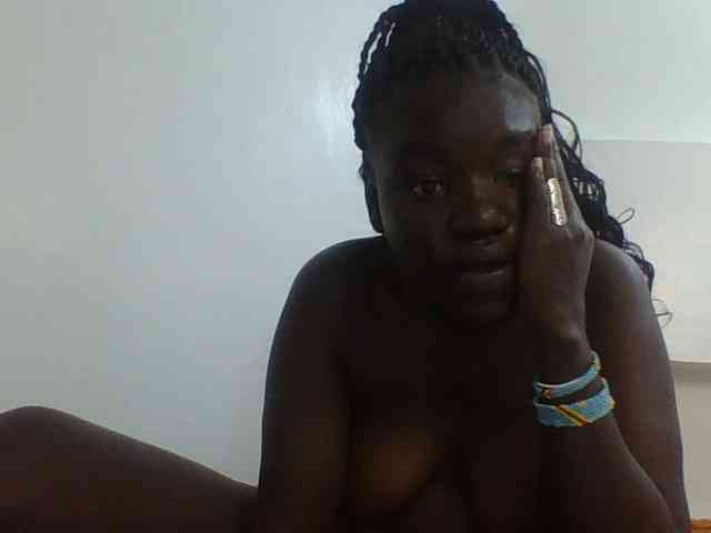 Sexxydaphine1 webcam