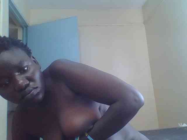 Sexxydaphine1 webcam