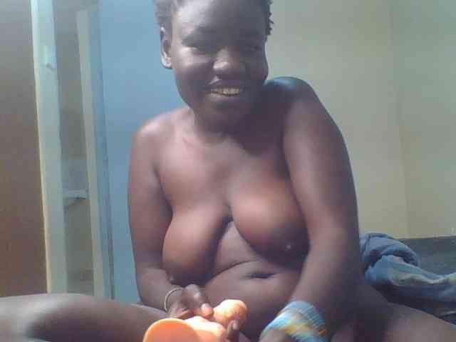 Sexxydaphine1 webcam