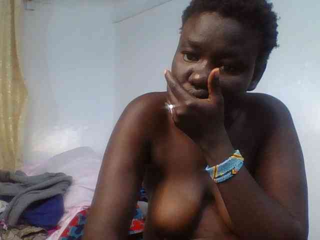 Sexxydaphine1 webcam
