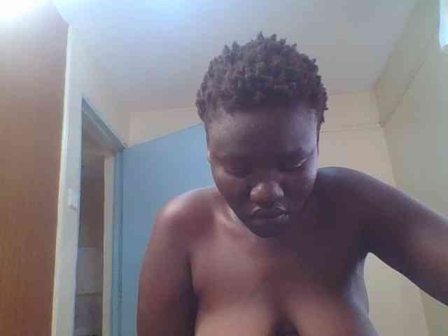 Sexxydaphine1 webcam