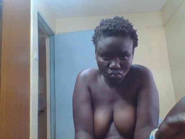 Sexxydaphine1 webcam