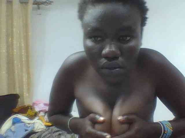 Sexxydaphine1 webcam