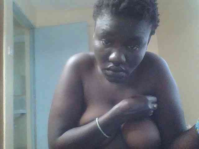 Sexxydaphine1 webcam