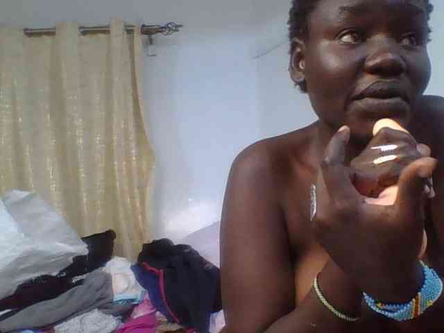Sexxydaphine1 webcam