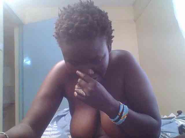 Sexxydaphine1 webcam