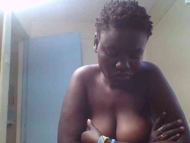 Sexxydaphine1 webcam