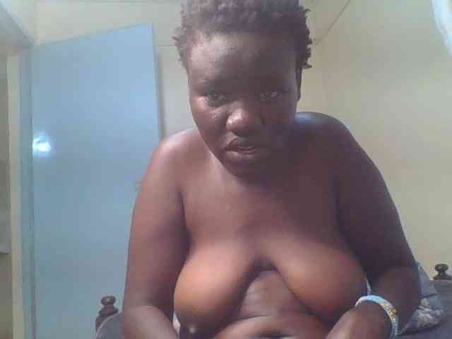 Model: Sexxydaphine1