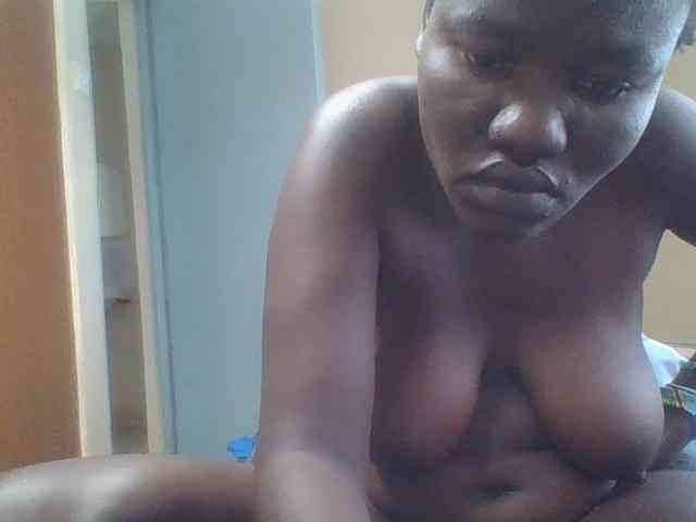 Sexxydaphine1 webcam