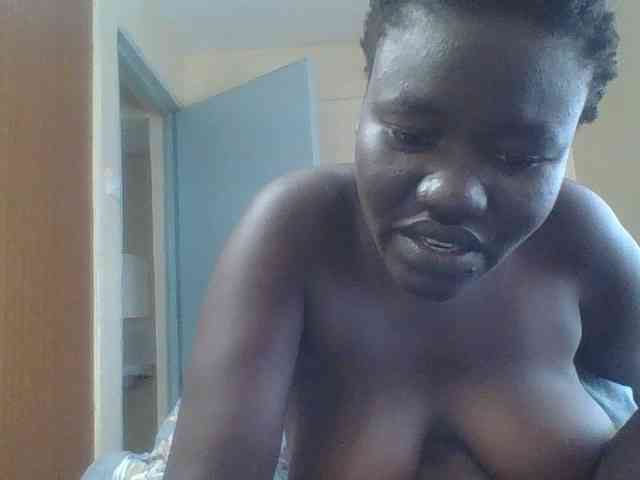 Sexxydaphine1 webcam