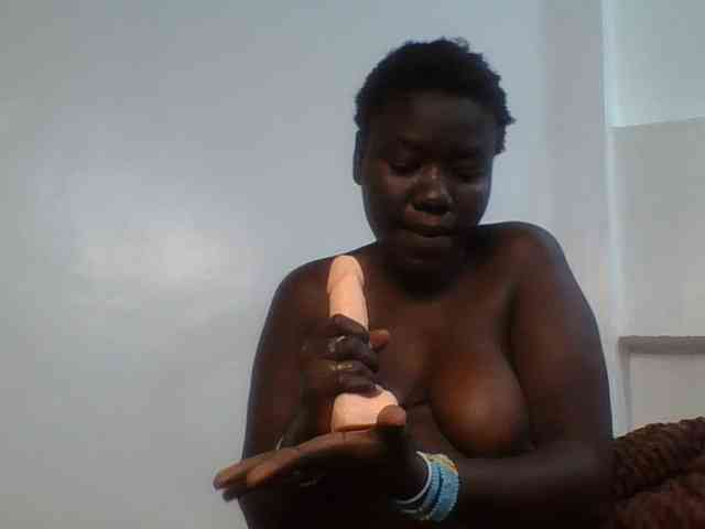 Sexxydaphine1 webcam