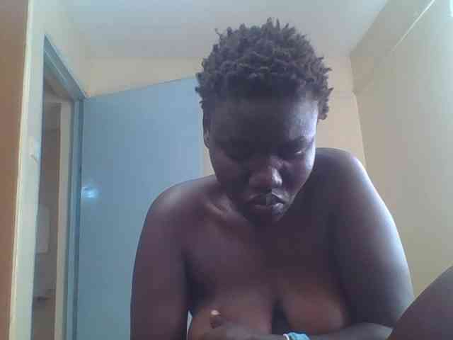 Sexxydaphine1 webcam