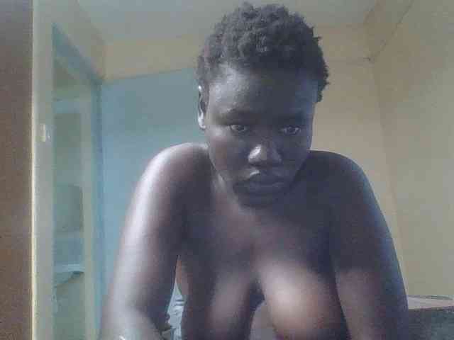Sexxydaphine1 webcam